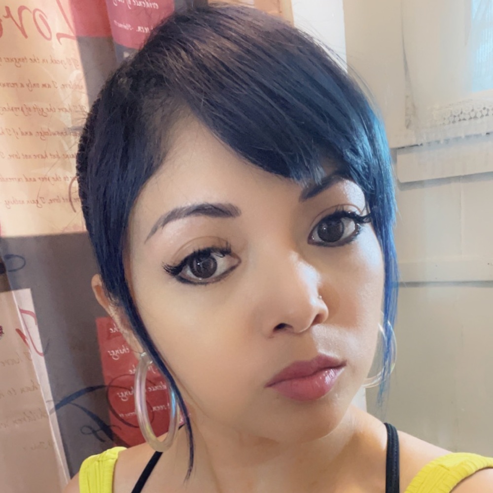 Meet your Posher, Clara